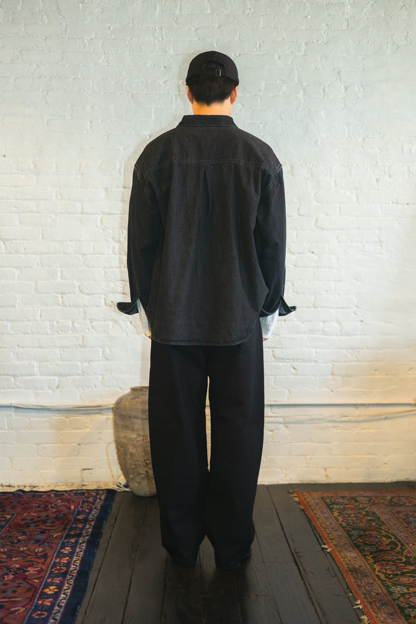 SUZY shirt in washed black