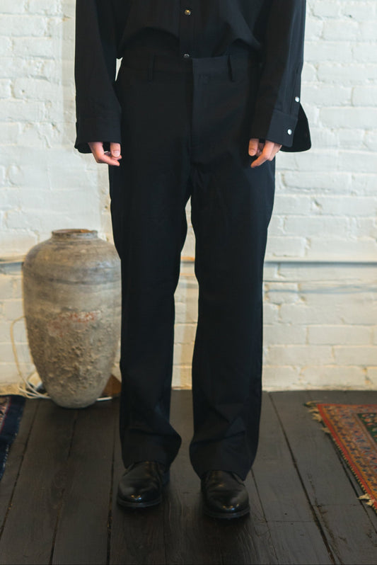 ROGER trouser in black