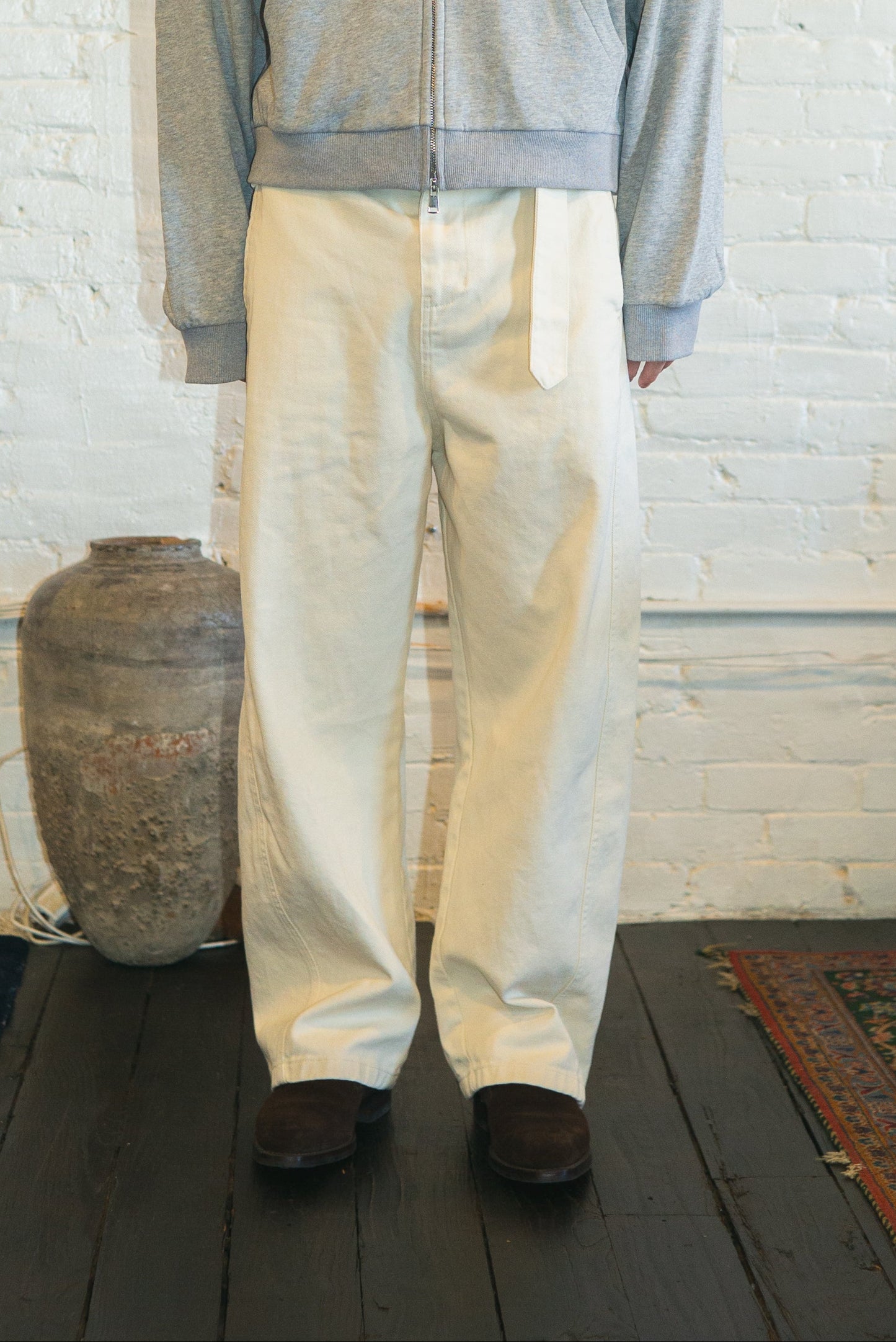 SOUVENIR belted wide leg trouser in off white