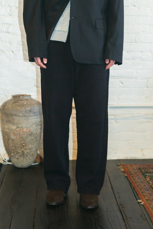 SOUVENIR washed sweatpant in black